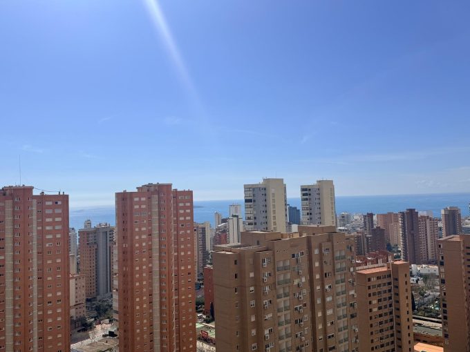 Amplio ático en playa de Levante, zona nuevos juzgados – 