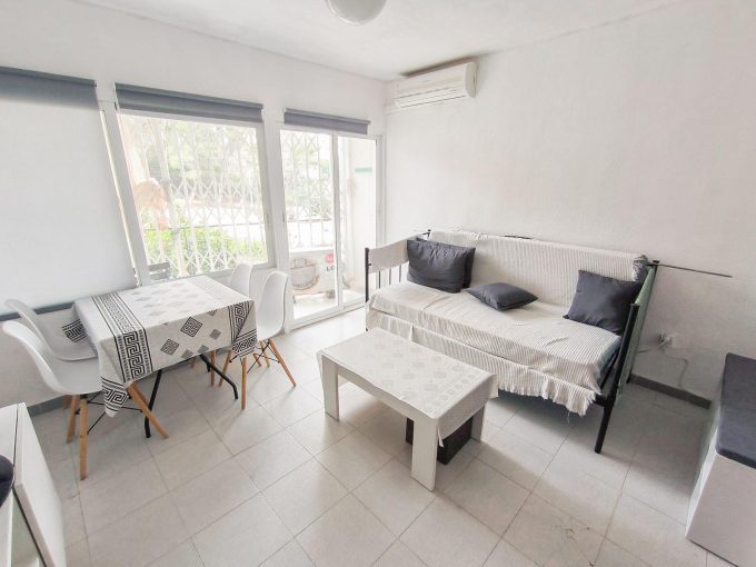 Apartamento de 3 dorm. y 1 baño en zona Rincón de Loix – 